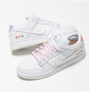 Nike SB Dunk Low Be True